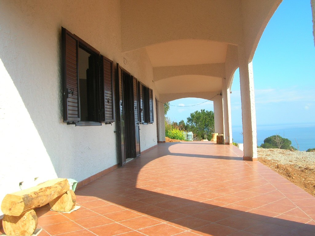 villa da 130mq con veranda da 70mq